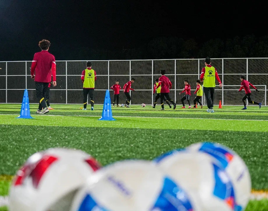 澳超半场：双方破门乏术，西悉尼流浪者暂0-0悉尼FC
