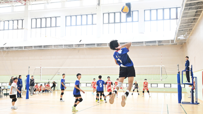 莫德里奇在对阵拉齐奥的比赛中踢满全场，Sofac...